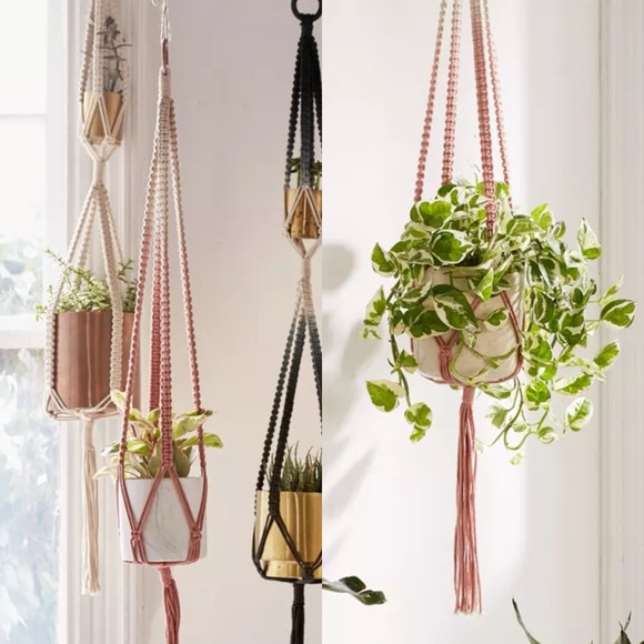 Urban Outfitters Other - Urban Outfitters / Serena Ombre Macrame Hanging Planter in Blush